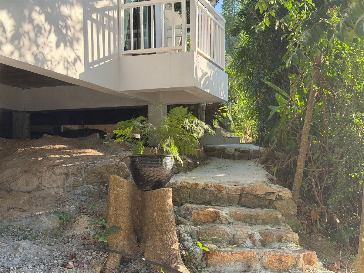 Villa photo 2