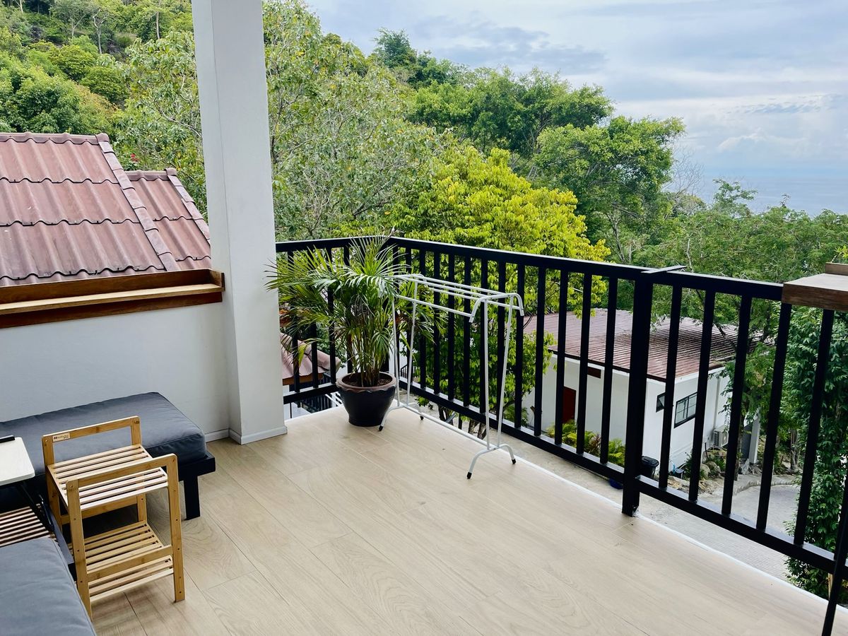 Villa photo 1
