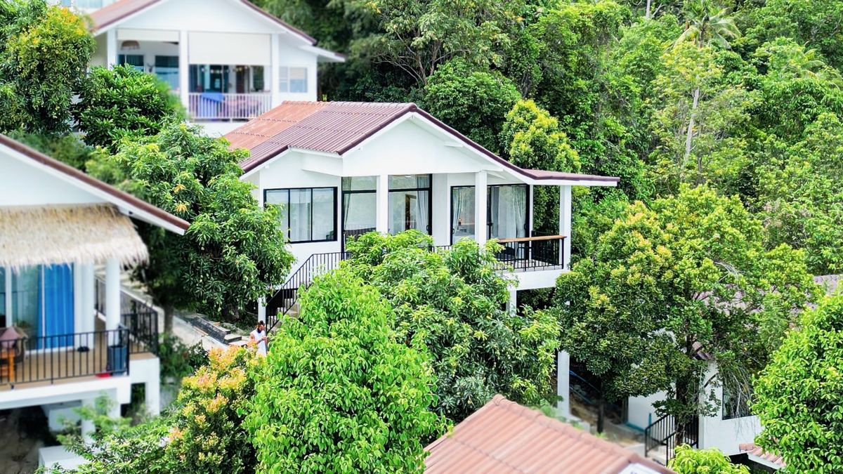 Villa photo 1