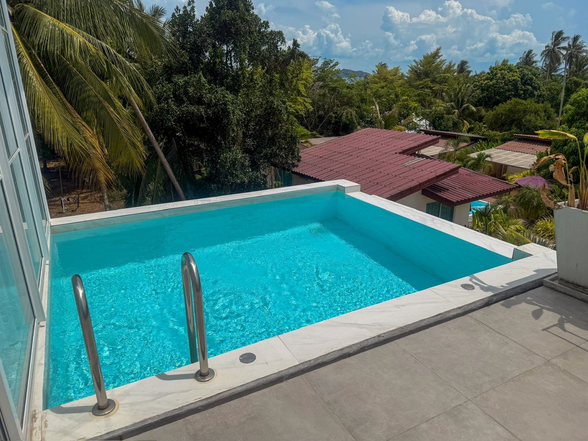 Villa photo 2